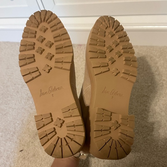 Sam Edelman Beige Suede Chelsea Lug Sole Ankle Boots - Picture 5 of 5